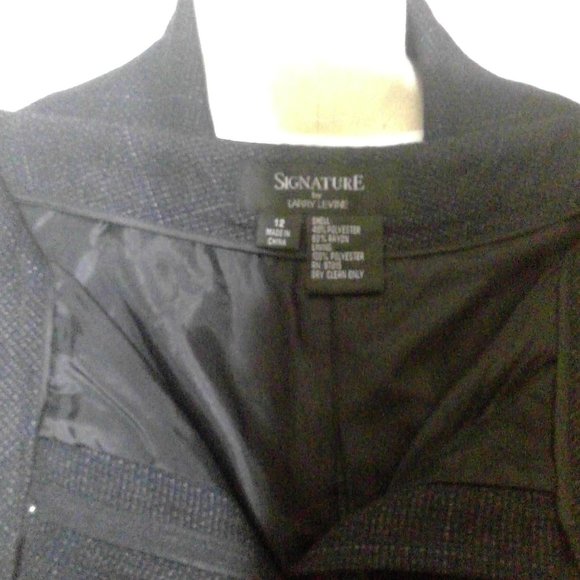 2 Piece Fully Lined Suit - Picture 7 of 11